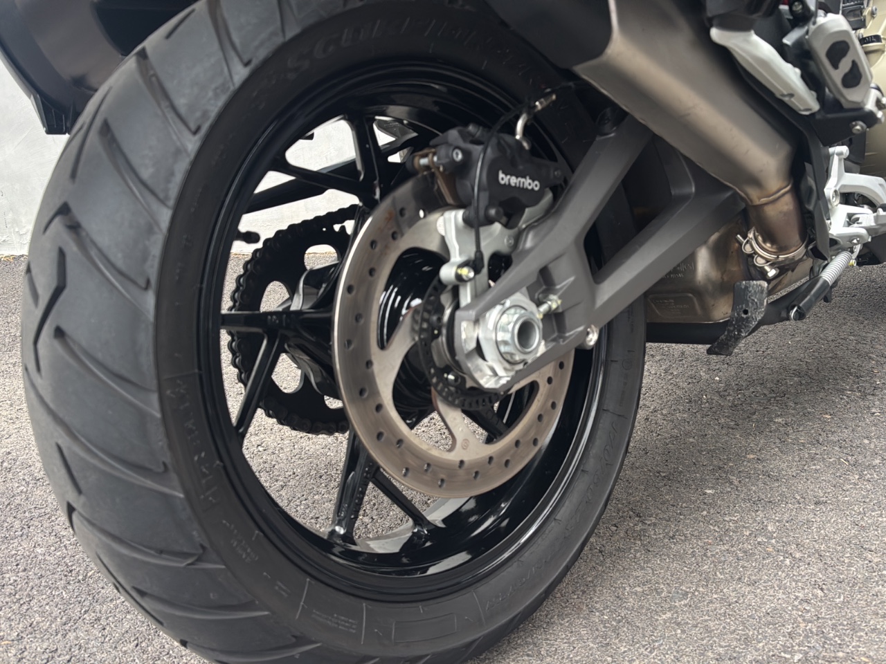 DUCATI Multistrada V4