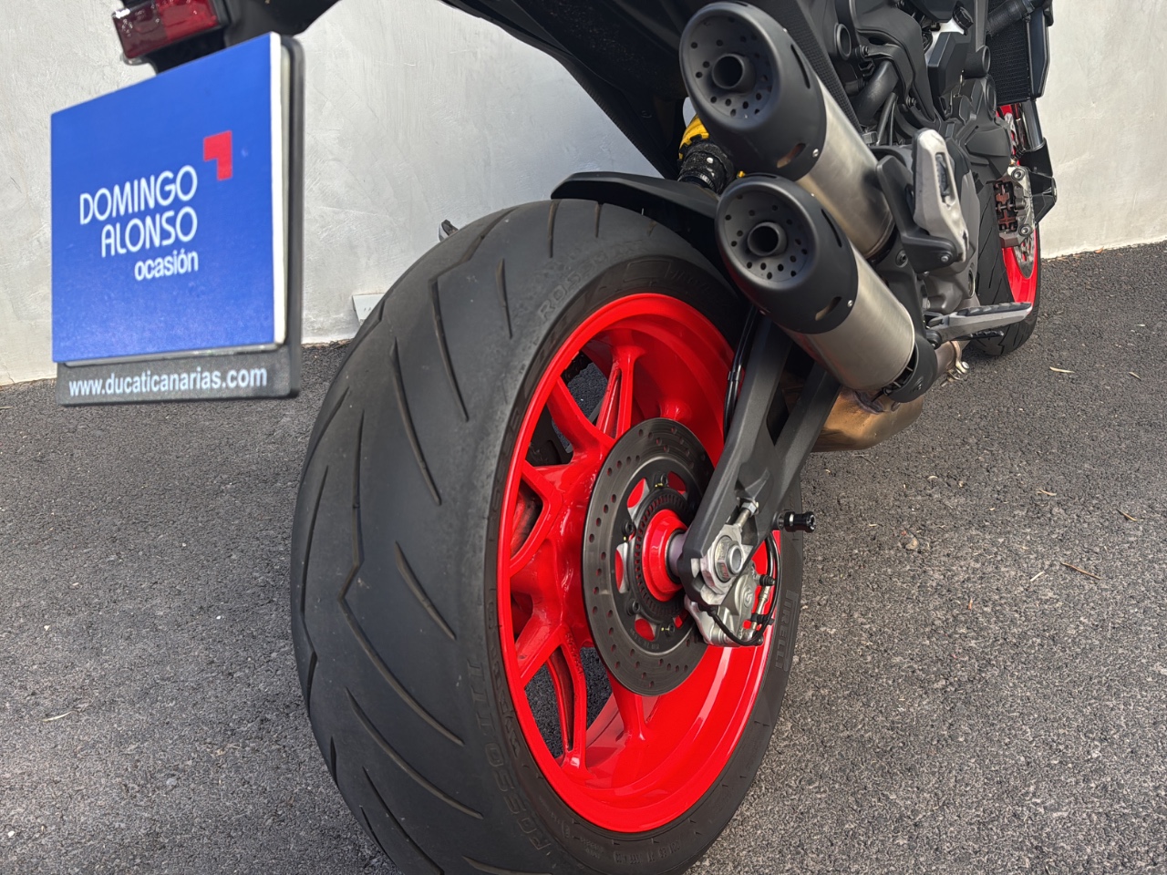 DUCATI Monster 