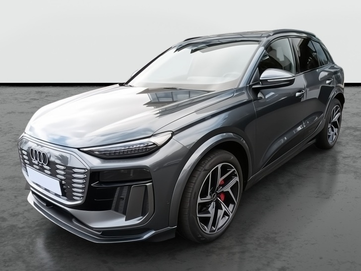 AUDI Q6