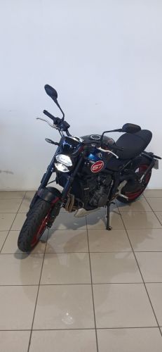 TRIUMPH 