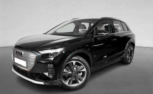 AUDI Q4