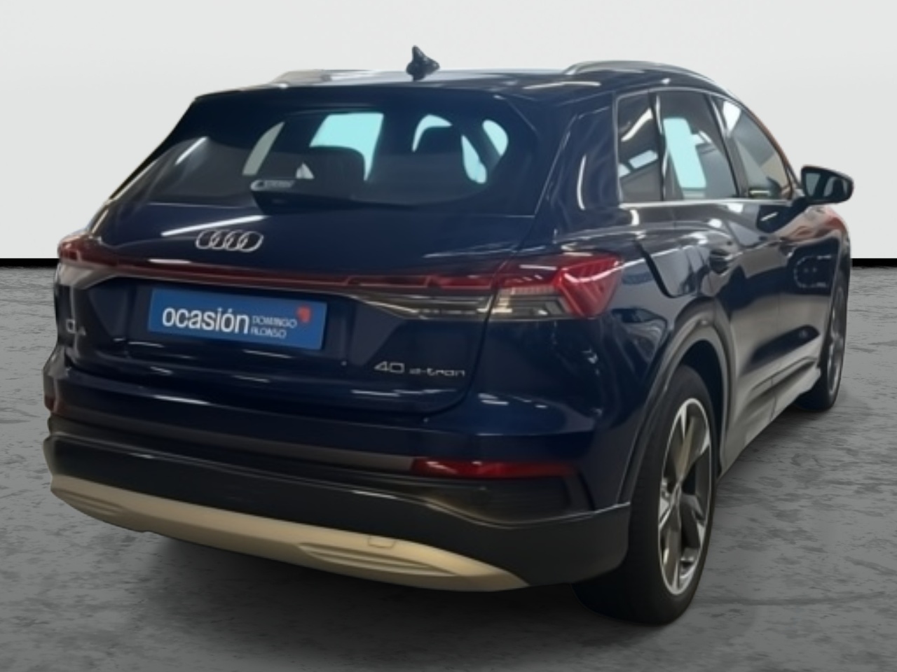 AUDI Q4