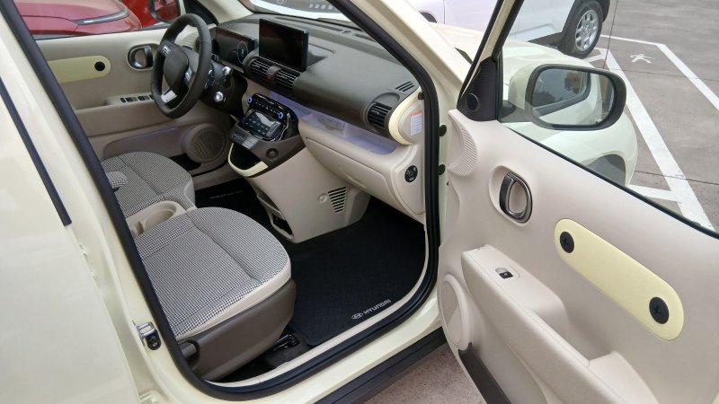 HYUNDAI Inster