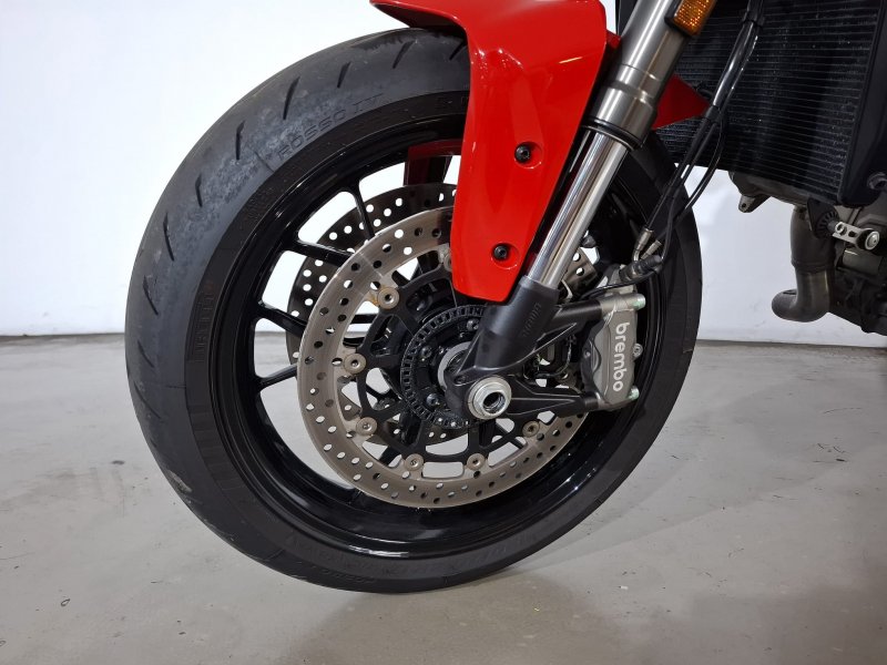 DUCATI Monster