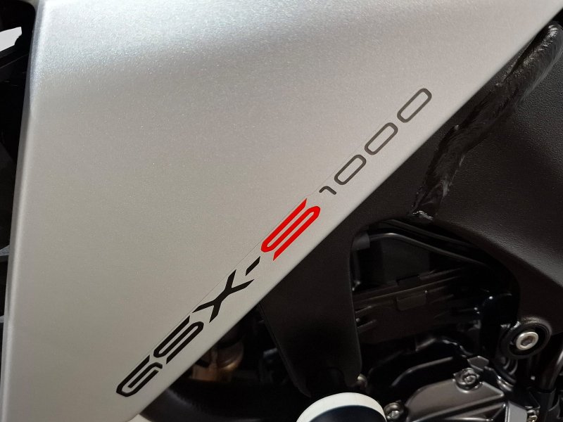 SUZUKI GSX