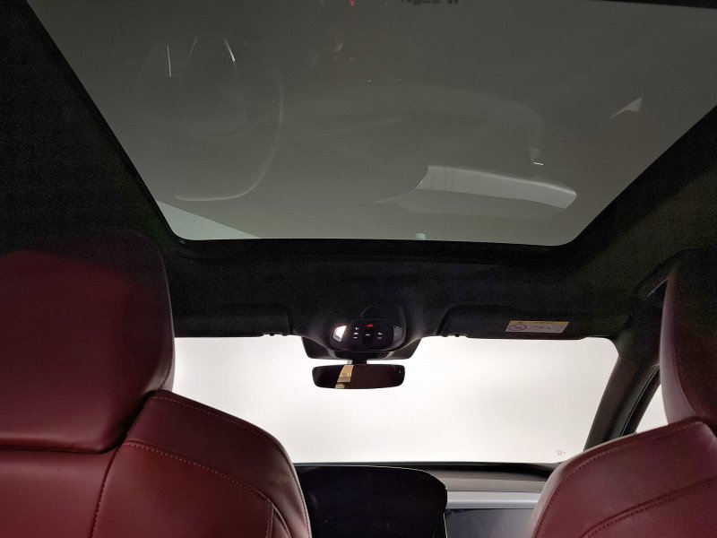 AUDI Q6