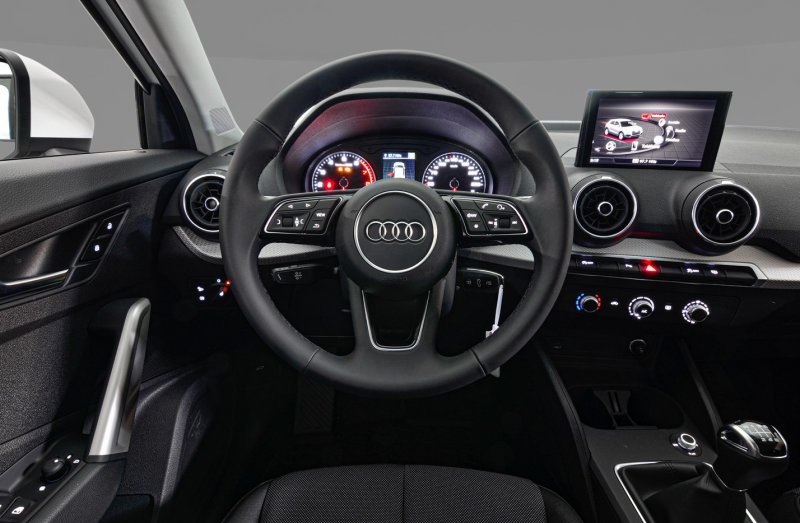 AUDI Q2