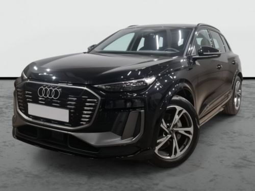 AUDI Q6