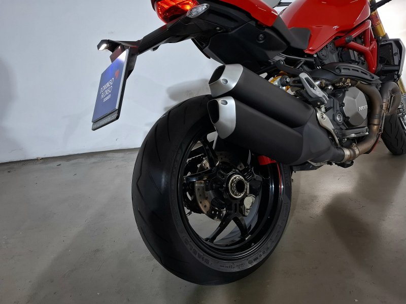 DUCATI Monster 