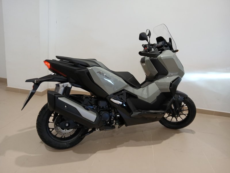 HONDA MOTOS ADV350
