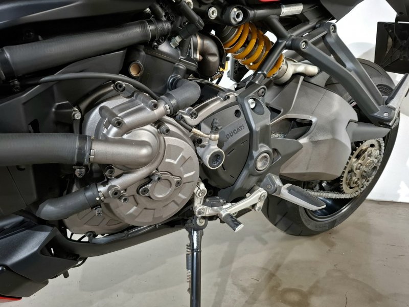 DUCATI Monster 
